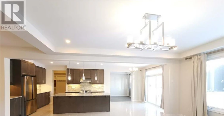 718 Brittanic Road, Ottawa, ON, K2V 0N7 - 11