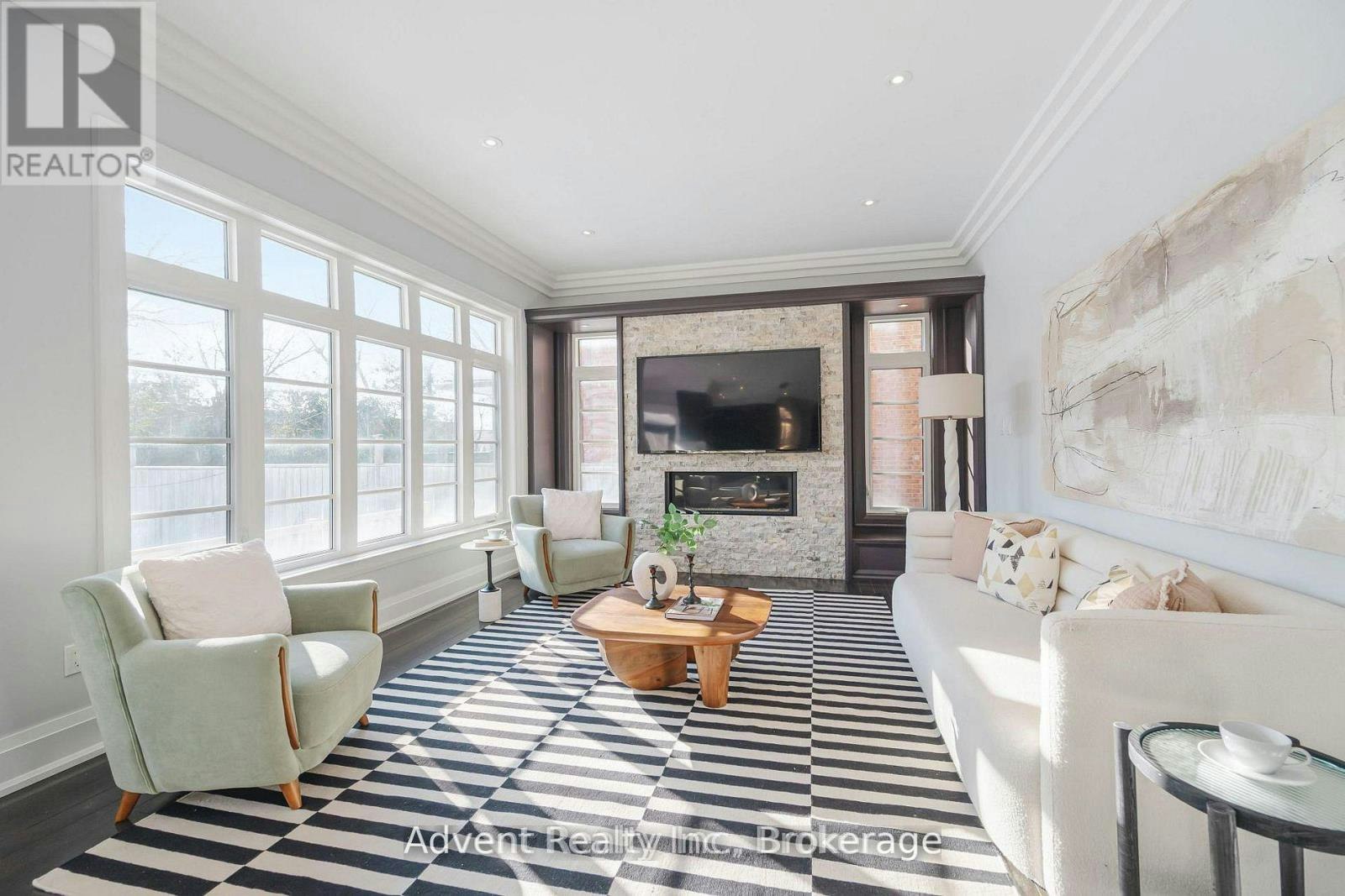 141 Connaught Avenue, Toronto, ON, M2M 1H3