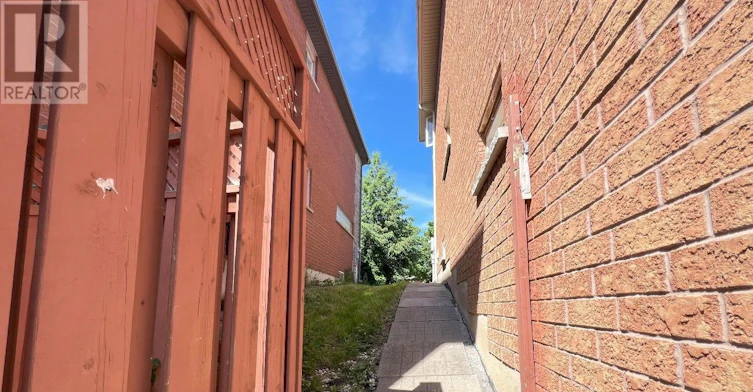 BSMT-44 Alpine Crescent, Richmond Hill, ON, L4S 1W4 - 10