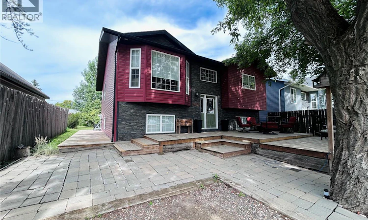 608 Alberni Street