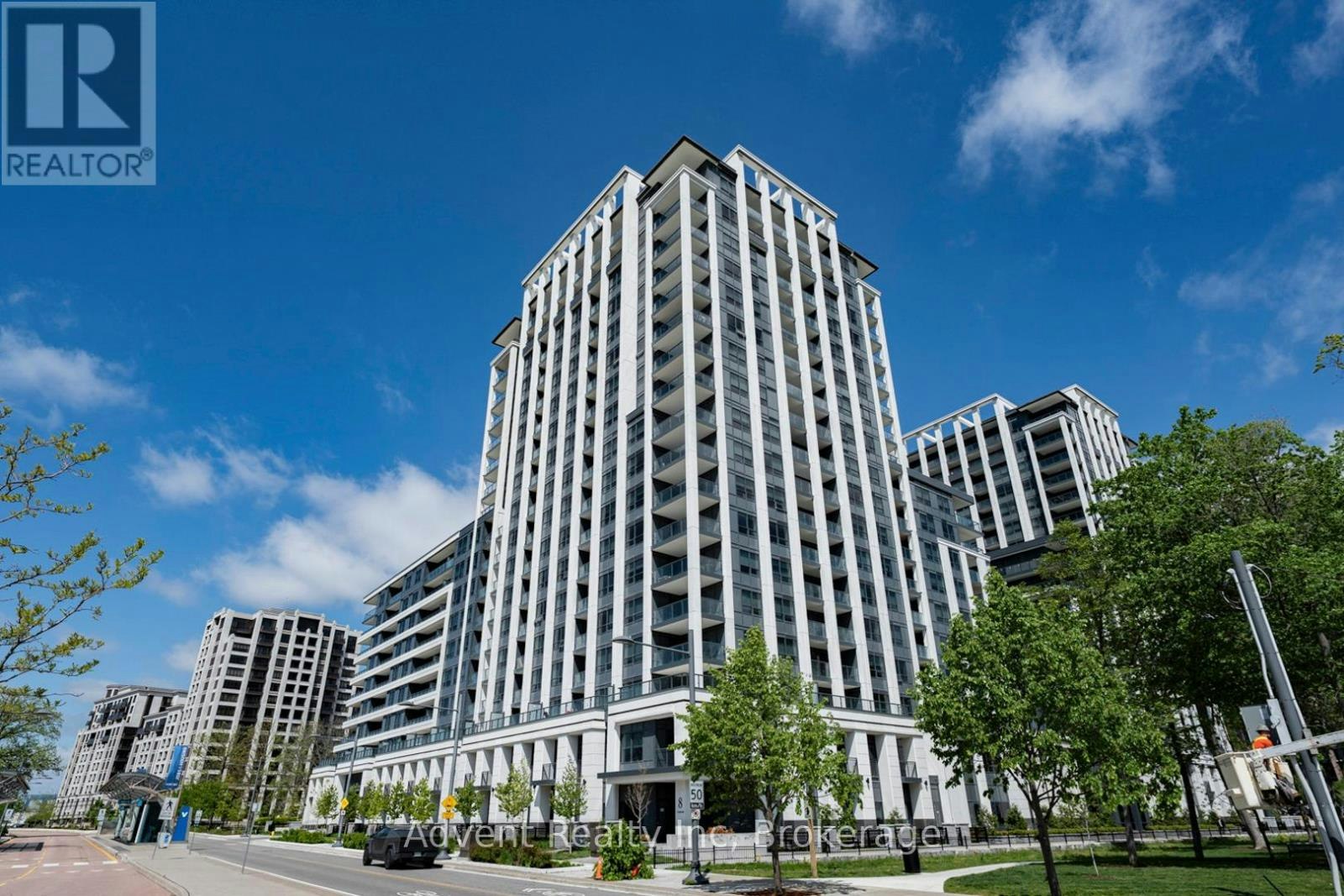 LPH05-8 Cedarland Drive, Markham, ON, L6G 0H4