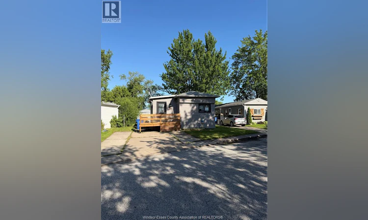 4 Cedar Crescent