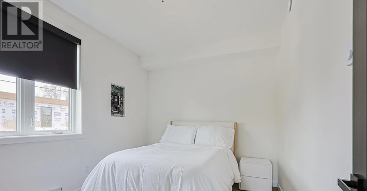 2-159 Locksley Avenue, Toronto, ON, M6B 3N6 - 7