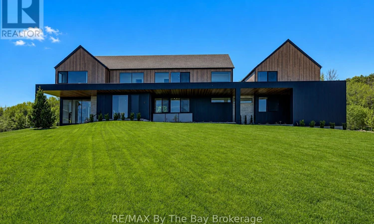 18 Raintree Court