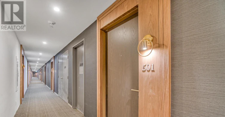 501-6 Greenbriar Road, Toronto, ON, M2K 0H6