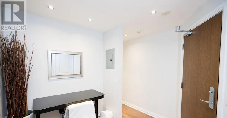 201-1055 Southdown Road, Mississauga, ON, L5J 0A3 - 5