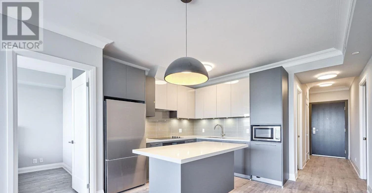 3806-18 Water Walk Drive, Markham, ON, L3R 6L5 - 7