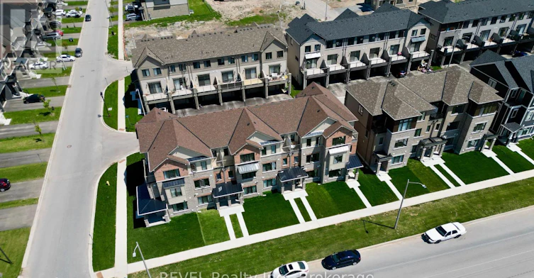 11 Lilac Lane, Thorold, ON, L3B 0K9 - 2