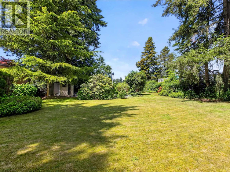 655 Macintosh Street, Coquitlam, BC, V3J 4Y4 - 32