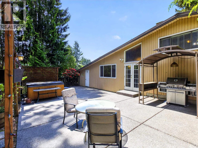 655 Macintosh Street, Coquitlam, BC, V3J 4Y4 - 23