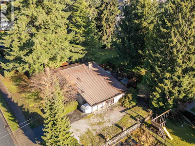 655 Macintosh Street - 2