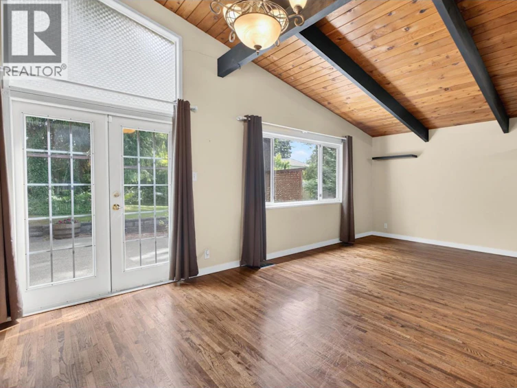 655 Macintosh Street, Coquitlam, BC, V3J 4Y4 - 9