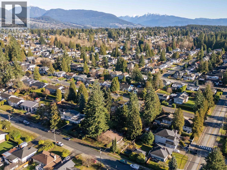655 Macintosh Street, Coquitlam, BC, V3J 4Y4 - 38