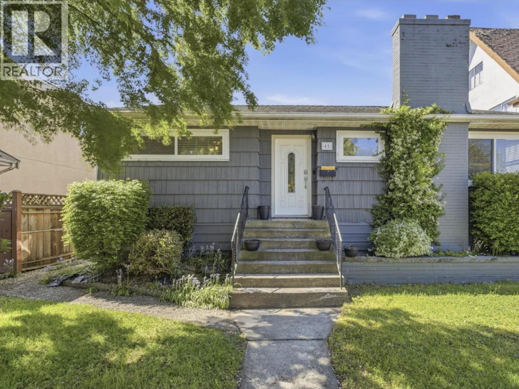 45 Renfrew Street, Vancouver, BC, V5K 4A5