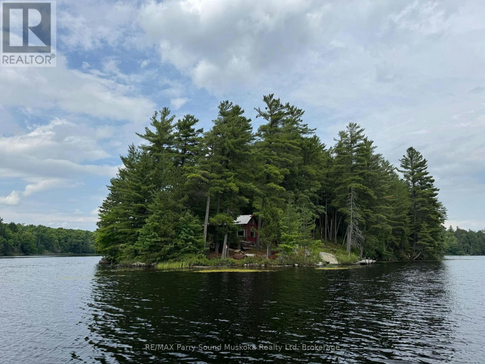 2 Wolf River, Longueuil, QC, P0H 1S0