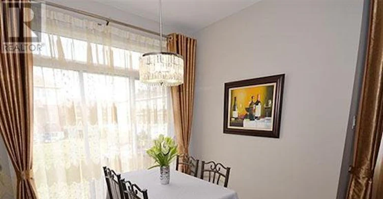 608 Remnor Avenue, Ottawa, ON, K2T 0A6 - 9