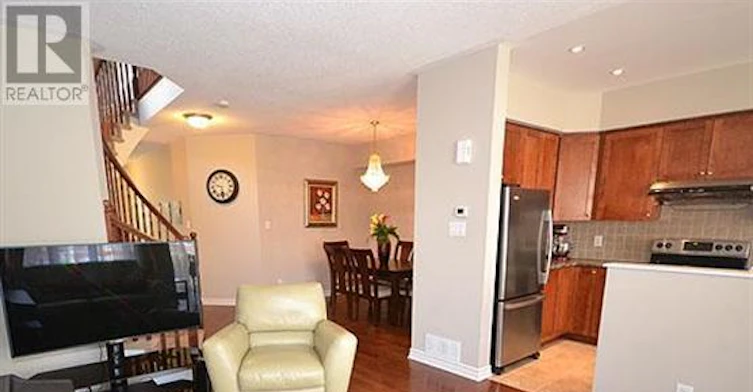608 Remnor Avenue, Ottawa, ON, K2T 0A6 - 4