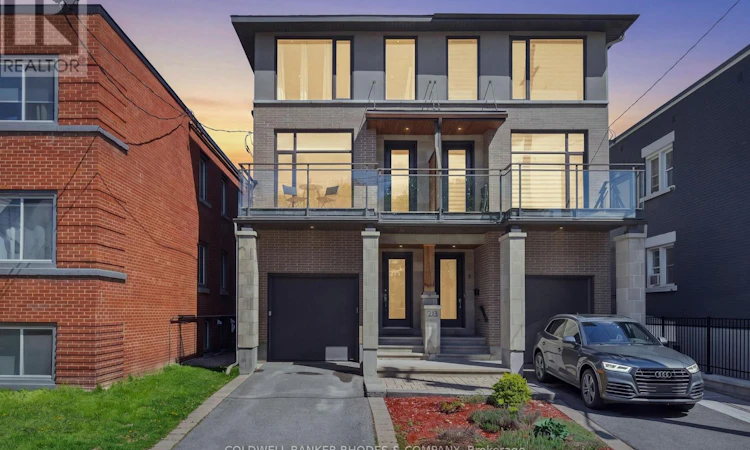 A-213 Ivy Crescent