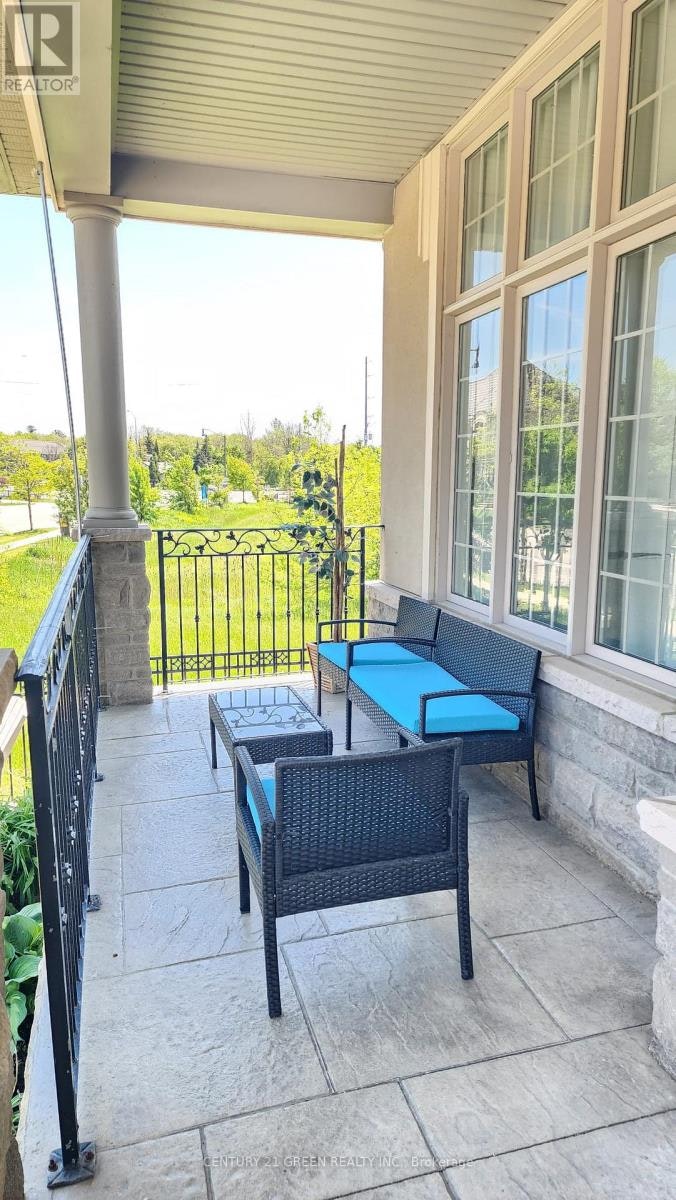 MAIN-12 Royal West Drive, Brampton, ON, L6X 2X3 - 3