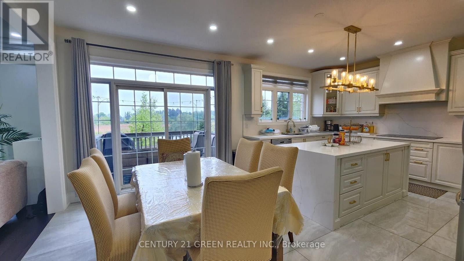 MAIN-12 Royal West Drive, Brampton, ON, L6X 2X3 - 17