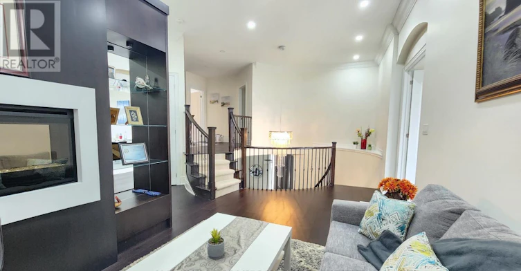 MAIN-12 Royal West Drive, Brampton, ON, L6X 2X3 - 27
