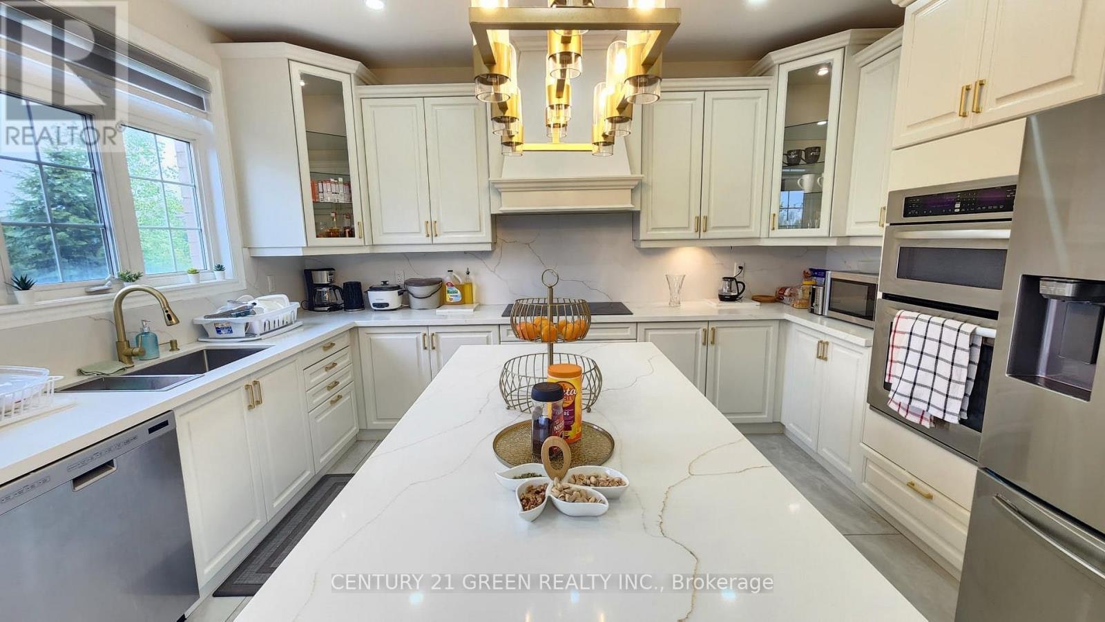 MAIN-12 Royal West Drive, Brampton, ON, L6X 2X3 - 16