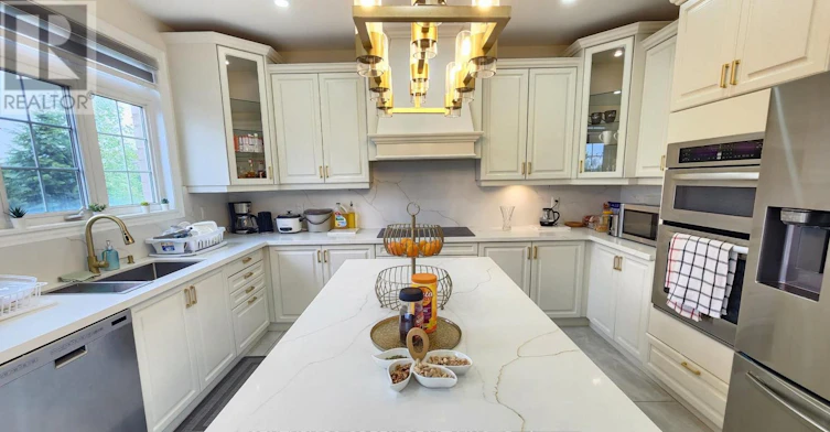MAIN-12 Royal West Drive, Brampton, ON, L6X 2X3 - 16