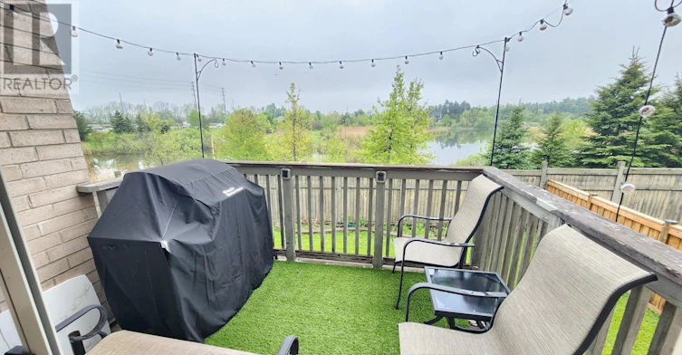 MAIN-12 Royal West Drive, Brampton, ON, L6X 2X3 - 39