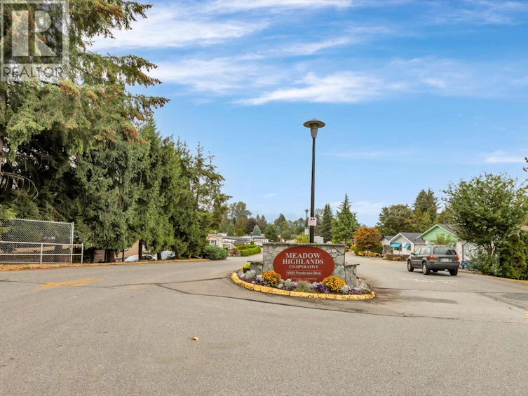 75-11831 Pinyon Drive, Pitt Meadows, BC, V3Y 1Z3 - 28