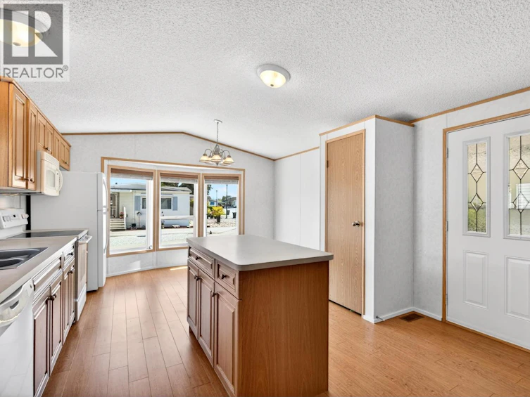75-11831 Pinyon Drive, Pitt Meadows, BC, V3Y 1Z3 - 9