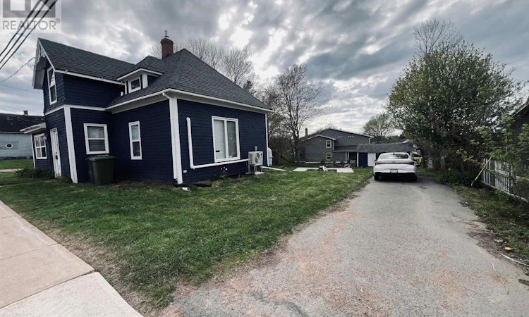 43 Woodleigh Drive