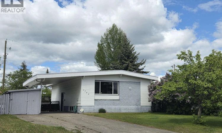 2784 Fairview Crescent