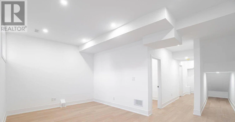 55 Renfield Street, Toronto, ON, M6M 4V5 - 33