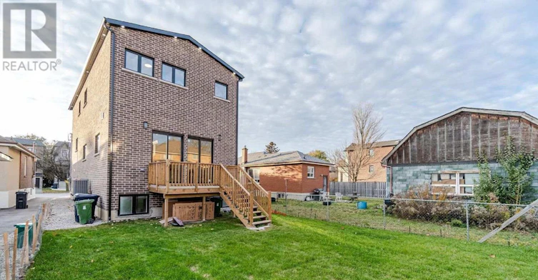 55 Renfield Street, Toronto, ON, M6M 4V5 - 40