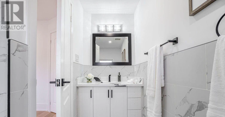 55 Renfield Street, Toronto, ON, M6M 4V5 - 22