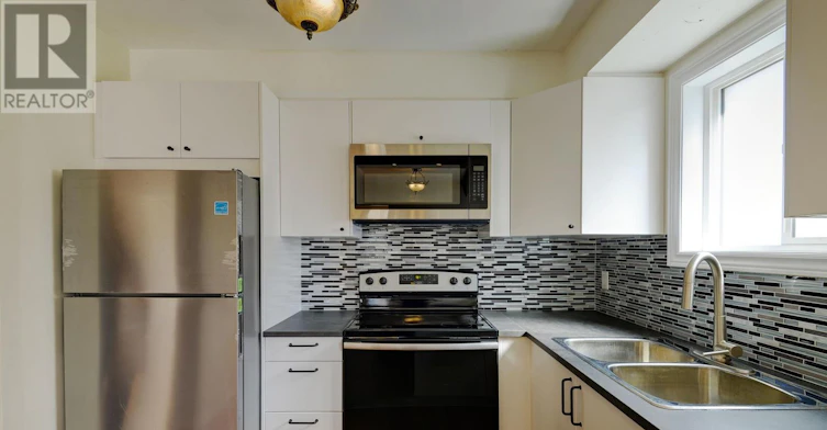 MAIN & UPPER-654 Brougham Place, Mississauga, ON, L5B 2Z5 - 9