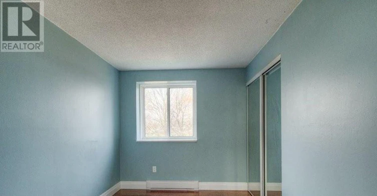209-275 Eiwo Court, Waterloo, ON, N2K 2M8 - 9