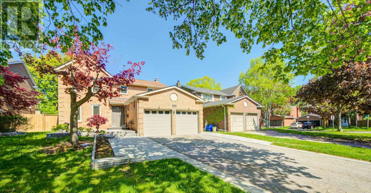 17 Garnish Green Main, Markham, ON, L3P 4P4