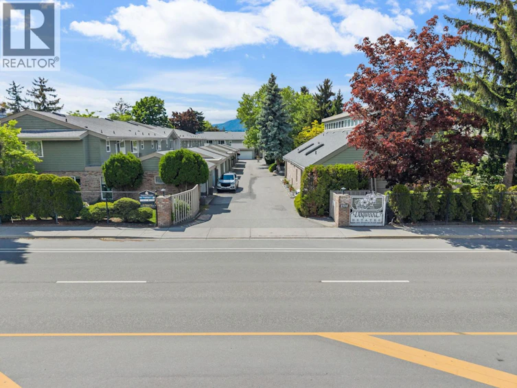 13-1950 Burtch Road, Kelowna, BC, V1Y 4B2