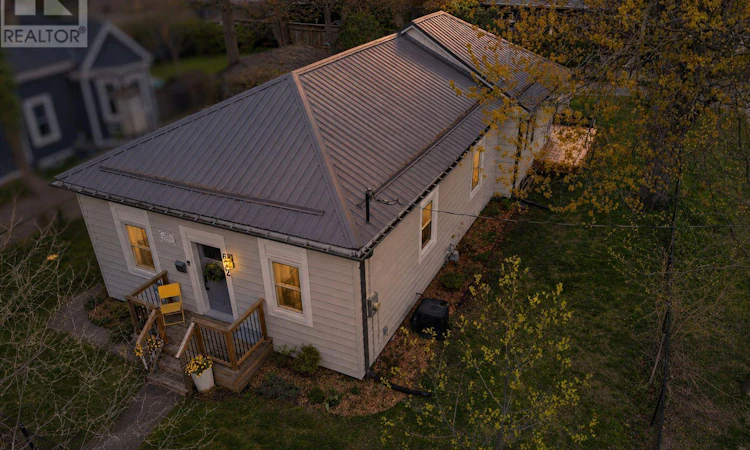 672 Elias Street