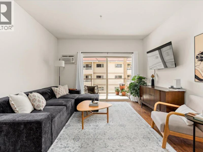 307-196 Wade Avenue - 4