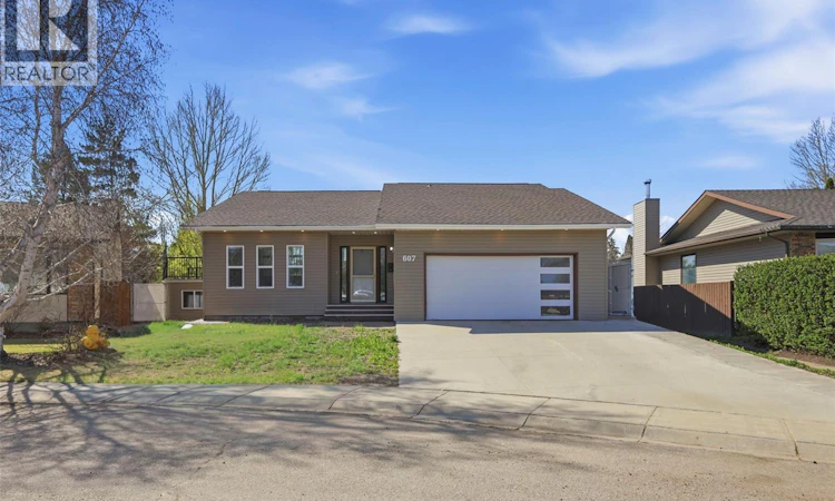 607 Addie Crescent