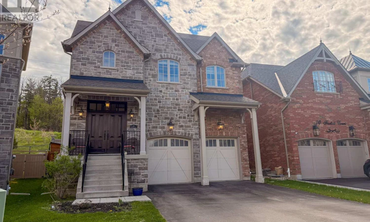 22 Foxtail Court