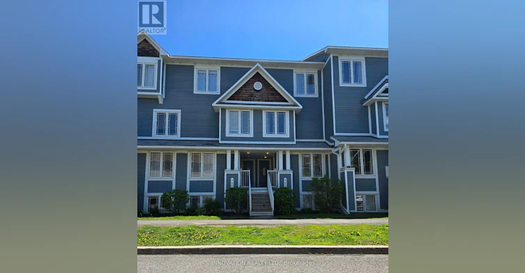 466 Hillsboro Private, Ottawa, ON, K2M 3A7