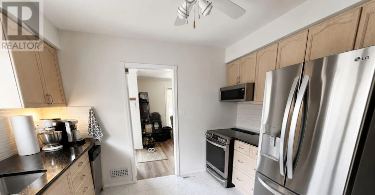 137 Bonham Boulevard, Mississauga, ON, L5M 1C8 - 3