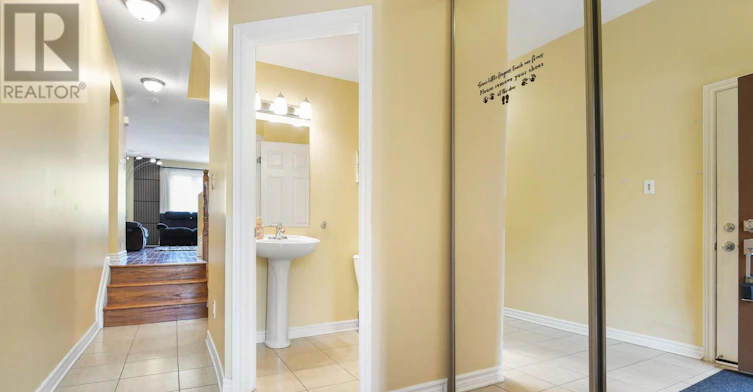 415 Galatina Way, Ottawa, ON, K2K 0E7 - 3