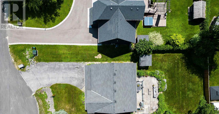 104 Laurie's Court, Blue Mountains, ON, L9Y 0L4 - 36
