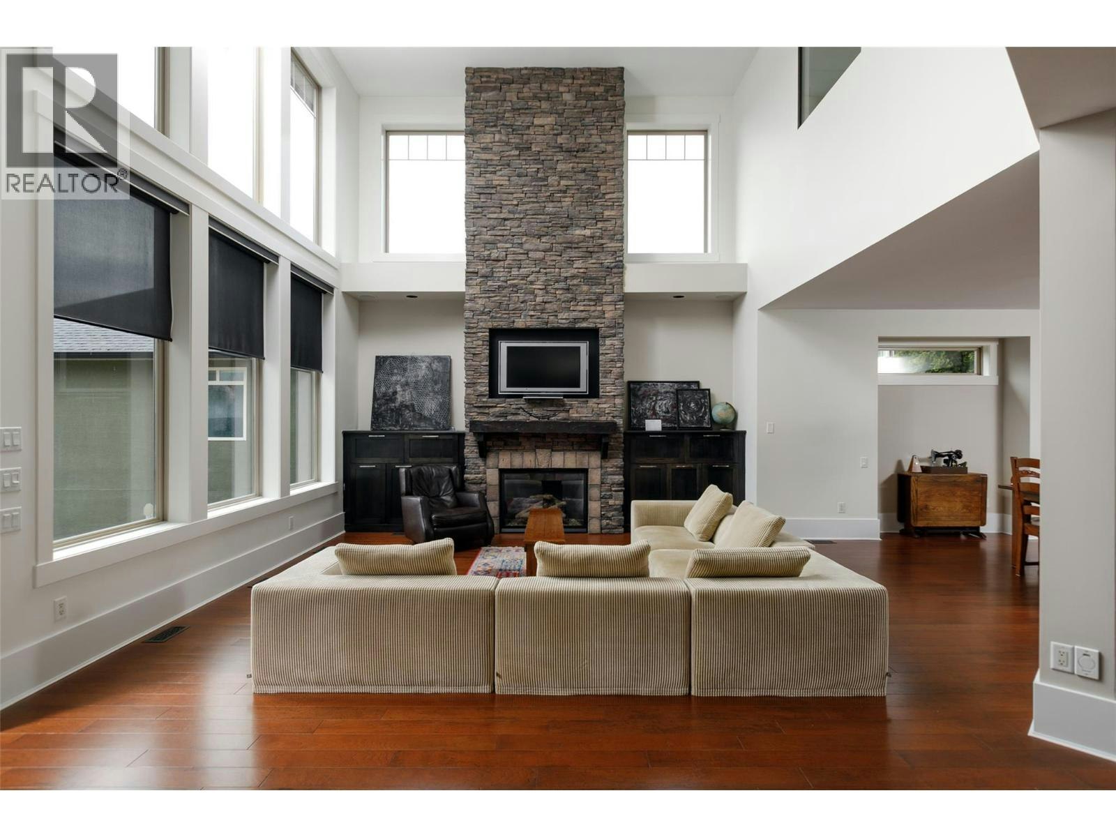 3192 Vineyard View Drive, West Kelowna, BC, V4T 3B4