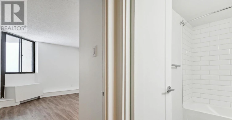 1605-340 Colborne Street, London, ON, N6B 3N1 - 6