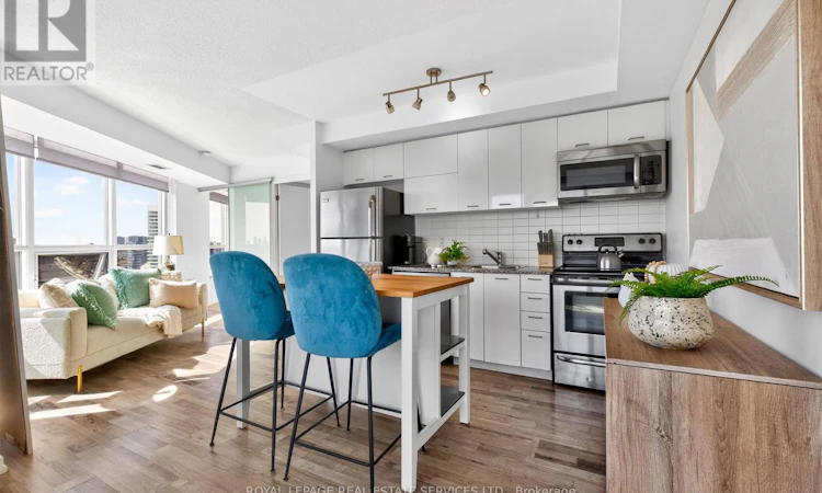 1318-38 Joe Shuster Way